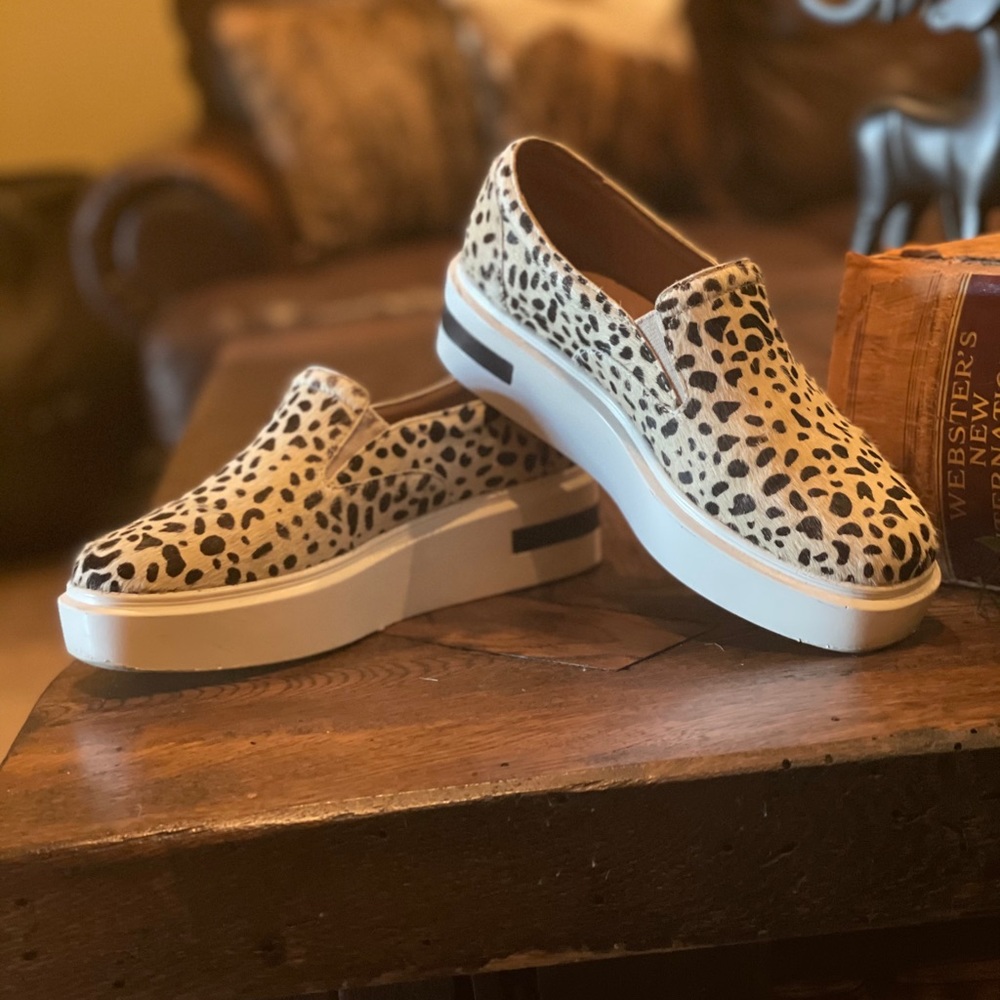 Halogen platform sneakers